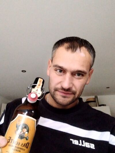  ,   Yurri, 40 ,   ,   