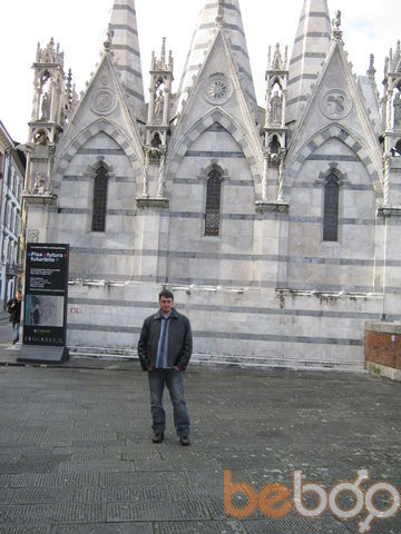  ,   Leon, 49 ,   ,   , c 