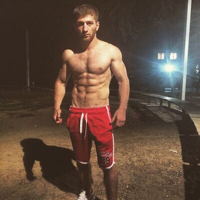  ,   Floid, 32 ,   ,   