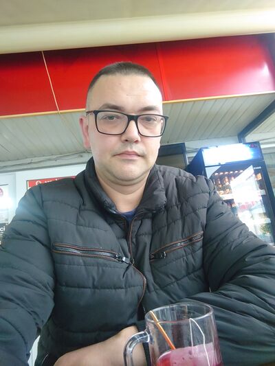  Targu Jiu,   Iaroslav, 41 ,     , c 