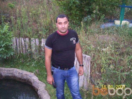  2211919  YANKO, 48 ,    