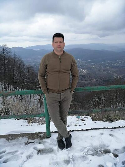  ,   Mike, 42 ,   ,   , c 