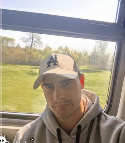  ,   Alex, 29 ,   ,   