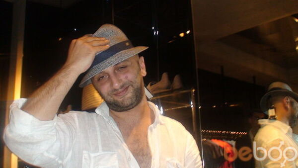  ,   Artur, 50 ,  