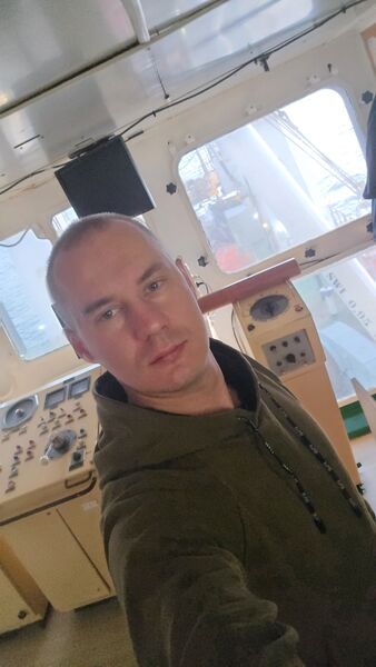  ,   Kolya, 31 ,   ,   