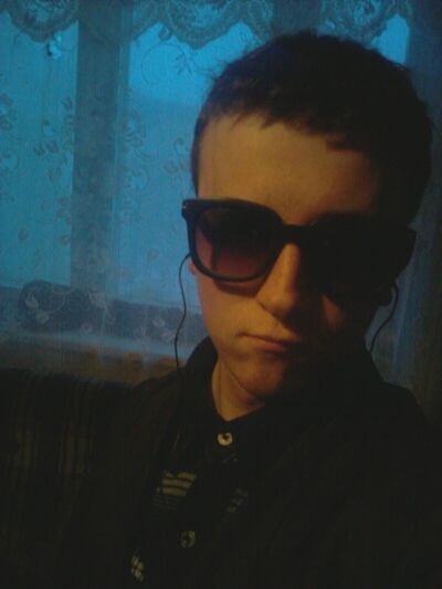  ,   Viktor, 26 ,   ,   , c 