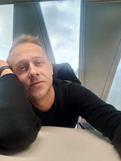  ,   Sergey, 32 ,   ,   