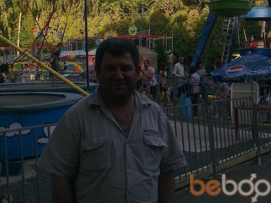  ,   Eldar, 44 ,   