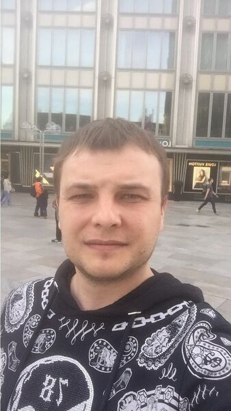  ,   Andrii, 42 ,   ,   , c 