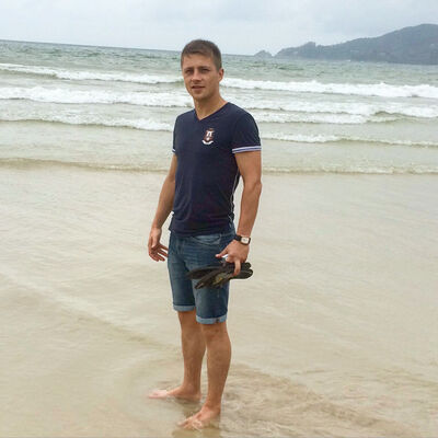 ,   Alex, 41 ,   ,   , c 