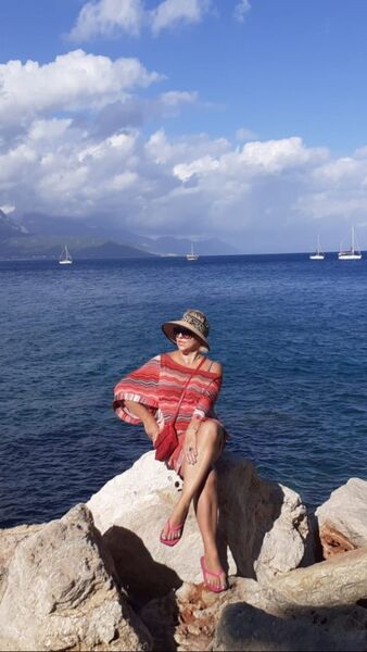  ,   Tina, 46 ,   ,   