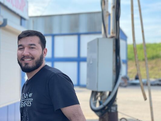  ,   Ravshan, 29 ,   ,   