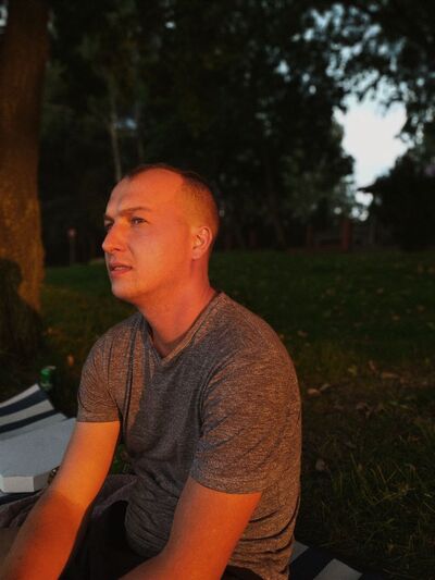  ,   Vitalii, 32 ,   c 
