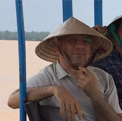 ,   Dr AA, 47 ,   ,   , c , 
