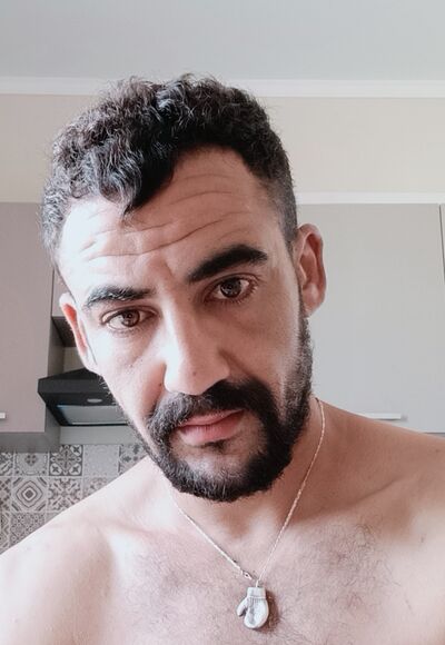  Algiers,   Abdrahman, 35 ,   ,   