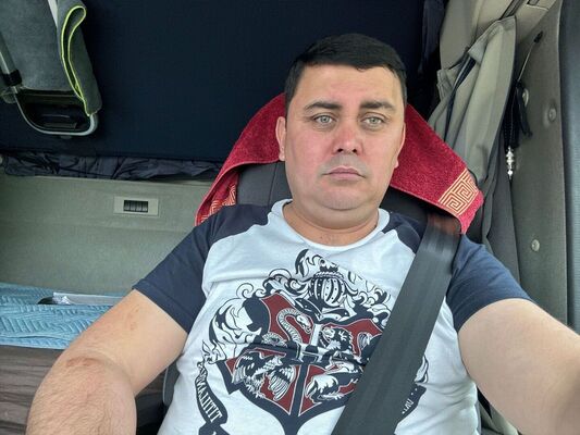  ,   Sanjarbek, 41 ,   ,   
