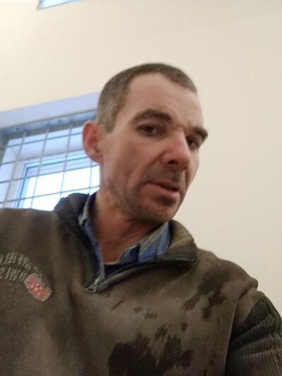  ,   Robert, 48 ,   