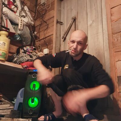  ,   Vladislav, 41 ,   ,   