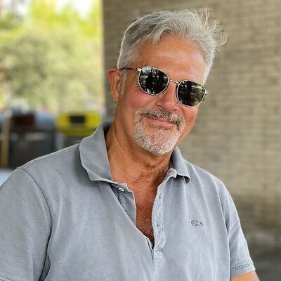  ,   Michael Ande, 61 ,   ,   
