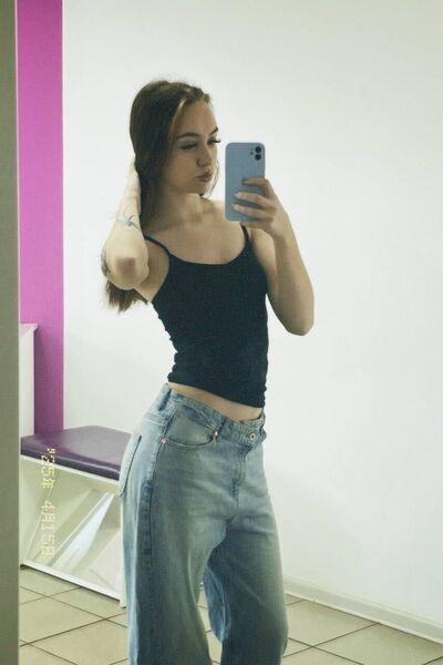  ,   Anastasia, 21 ,   ,   
