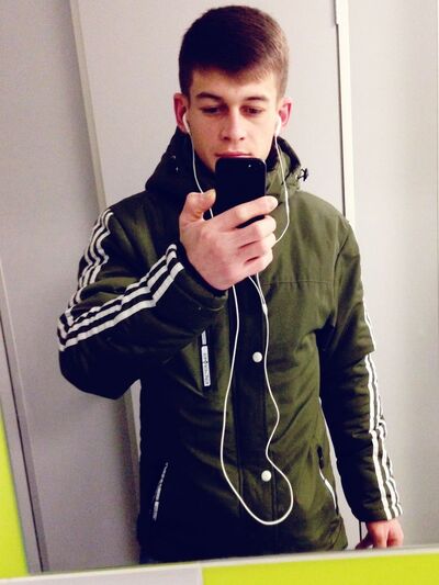  ,   Eroslav, 29 ,   