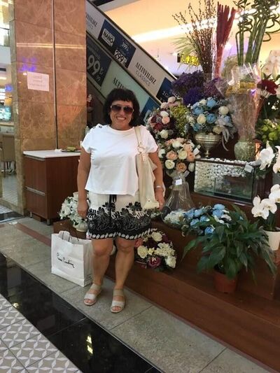  ,   Azize, 62 ,   ,   