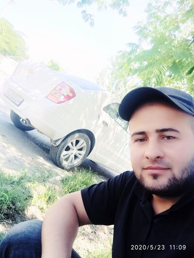  ,   Artur, 30 ,   ,   , c 