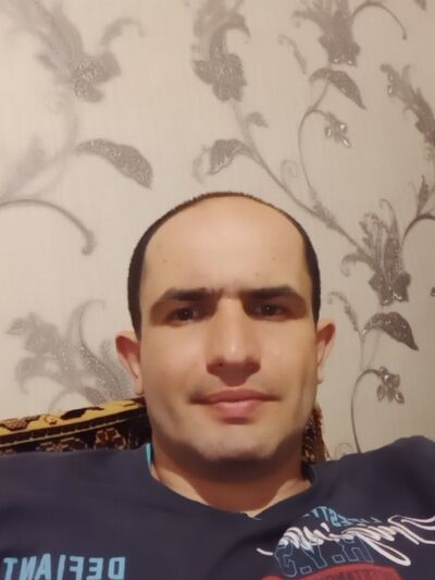  ,   Gevor, 33 ,   ,   