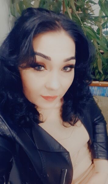   ,   Lili, 39 ,   c 