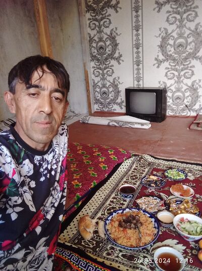  ,   Husenboy, 47 ,   c , 