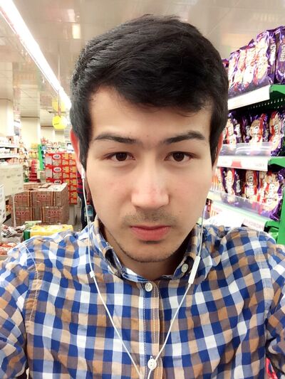  ,   Akbar, 31 ,   