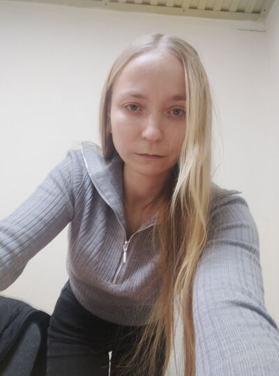  ,   Veronika, 32 ,   c 