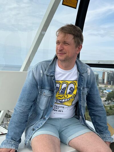  ,   Maxim, 40 ,   ,   
