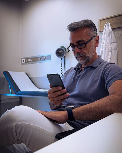  ,   Justin Marcu, 62 ,     , c 