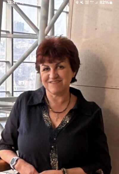 ,   Irina, 61 ,   c , 