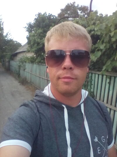  ,   Dorsik, 32 ,     , c 