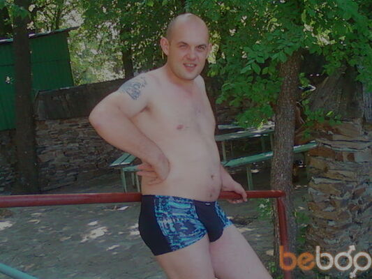  ,   Andrey, 40 ,  