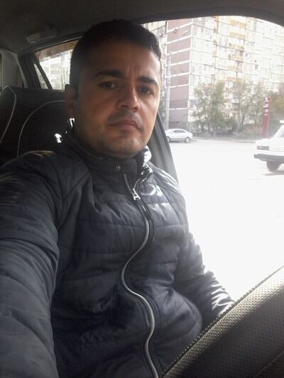  ,   Bek, 33 ,   ,   , c 