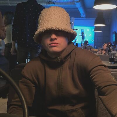  ,   Pavel, 26 ,   ,   