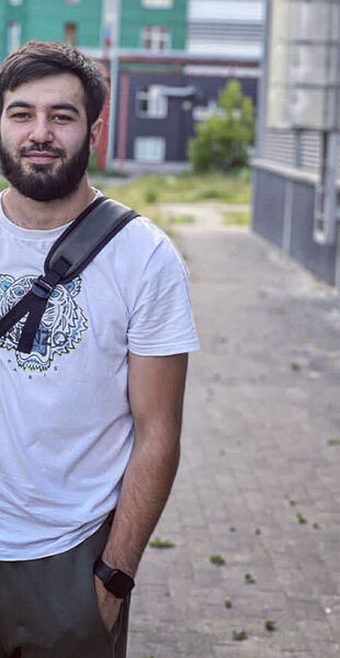  ,   Karim, 25 ,   ,   