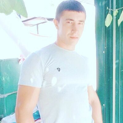  ,   Murod, 33 ,  