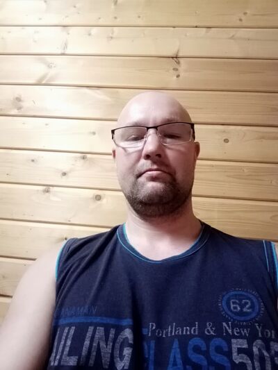  ,   Mantas, 45 ,   ,   , c 