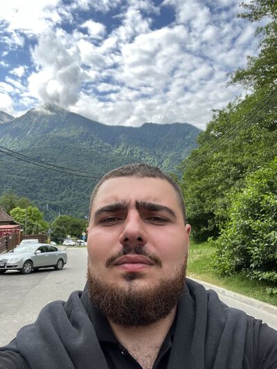  ,   Razmik, 26 ,   ,   
