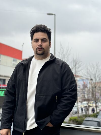  ,   Parsa, 23 ,   ,   