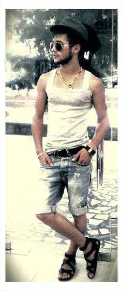  ,   Berdy, 33 ,  