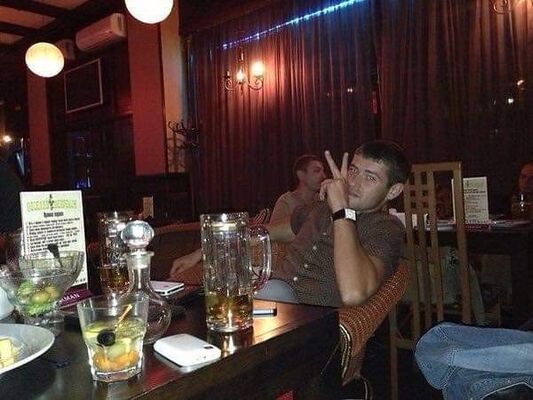  ,   Serj, 37 ,   ,   , c 