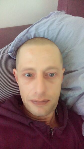  ,   Ron, 45 ,   