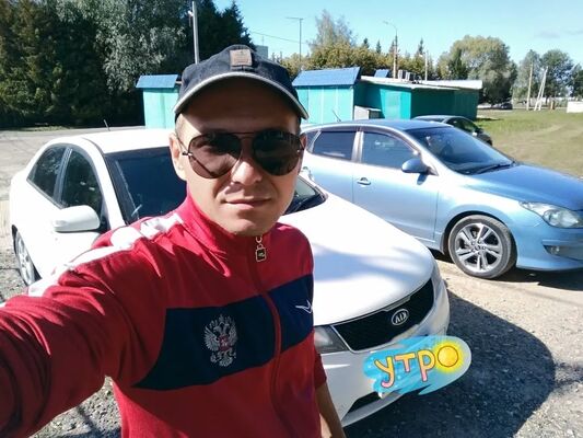  ,   Eldar, 33 ,   c 