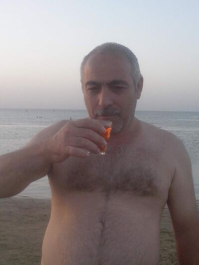  ,   Vahid, 54 ,     , c 