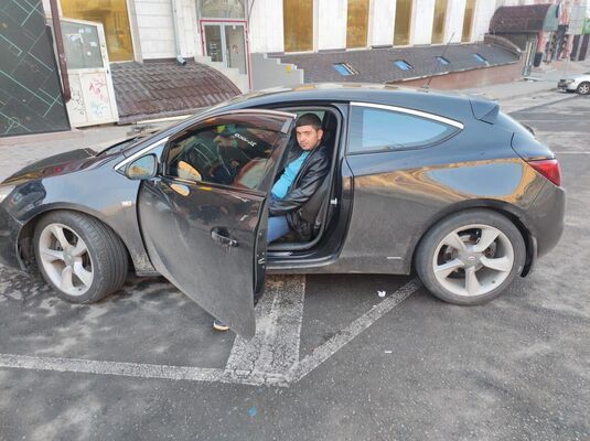  --,   Sultan, 40 ,   ,   